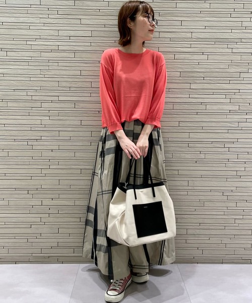 un dix cors(アンディコール)の「これ一枚で決まる 5分袖ニットプルオーバー(ニット/セーター・レディース・ホワイト/ブラック/チャコールグレー/グリーン/イエロー/ピンク・FREE)」の22枚目の写真