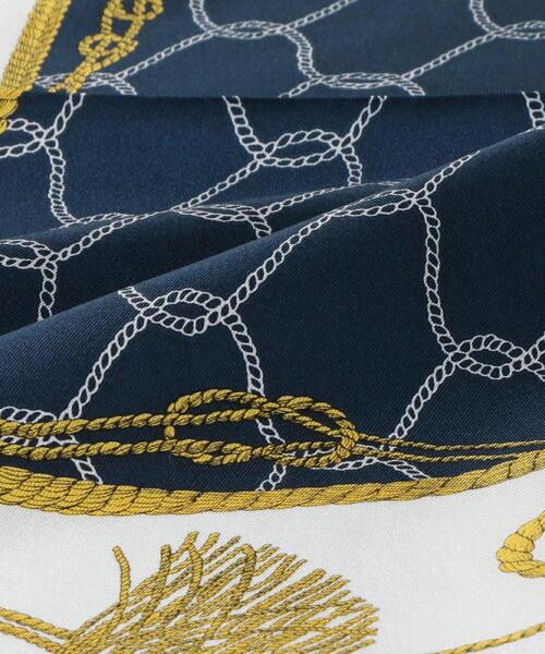 green label relaxing（グリーンレーベルリラクシング）の「シルク アソート ミニ スカーフ（ストール/ショール・レディース・ネイビー/ライム/イエロー・FREE）」の5枚目の写真