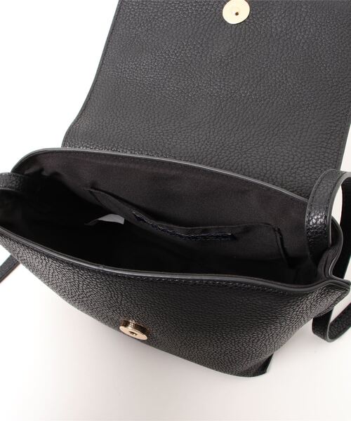 HONEYSUCKLE ROSE（ハニーサックルローズ）の「【HONEYSUCKLE ROSE】ＰＵフラップショルダー（ショルダーバッグ・レディース・ブラック/ブラウン・フリー）」の5枚目の写真