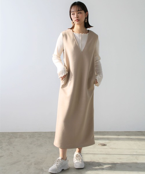 GeeRA(ジーラ)の「カットポンチVネックジャンパースカート(ジャンパースカート・レディース・ブラック/サンドグレー・MEDIUM)」の9枚目の写真