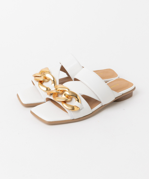 Au BANNISTER（オゥバニスター）の「ﾁｪｰﾝﾓﾁｰﾌｻﾝﾀﾞﾙ（サンダル・レディース・ブラック/ホワイト/ベージュ・M/L/S）」の18枚目の写真