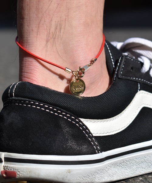 DOUBLE STEAL（ダブルスティール）の「Leather Cord Anklet（アンクレット・メンズ・ブルー/グリーン系その他/レッド/グリーン/キャメル/ブラック・FREE）」の17枚目の写真