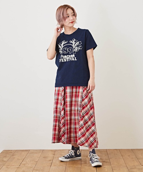 CUBE SUGAR(キューブシュガー)の「インディゴ天竺カットソー半袖グラフィックTシャツ(Tシャツ/カットソー・レディース・ライトブルー/インディゴブルー・M)」の21枚目の写真