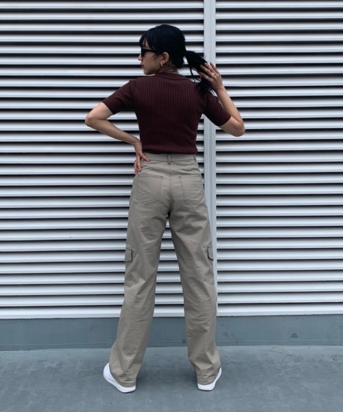 SHAGGIE(シャギー)の「Vネックリブニット半袖ポロシャツ(Tシャツ/カットソー・レディース・オレンジ/ホワイト/ブラウン/グリーン/ブラック/ネイビー/カーキ・FREE)」の22枚目の写真