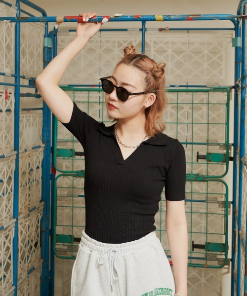 SHAGGIE(シャギー)の「Vネックリブニット半袖ポロシャツ(Tシャツ/カットソー・レディース・オレンジ/ホワイト/ブラウン/グリーン/ブラック/ネイビー/カーキ・FREE)」の11枚目の写真