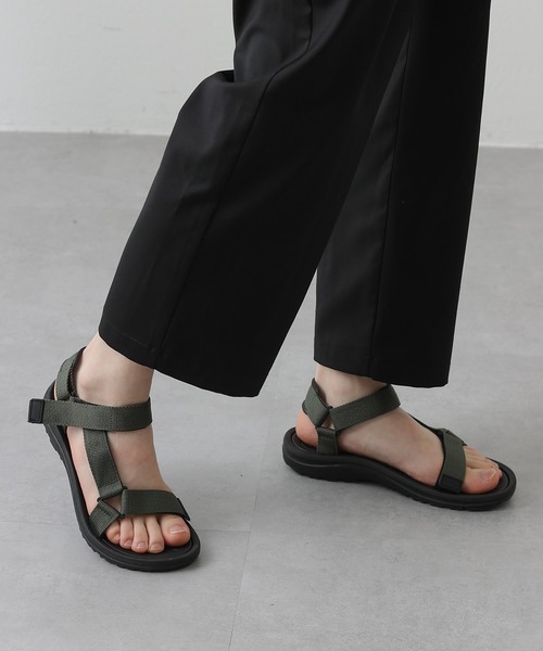 COLONY 2139（コロニートゥーワンスリーナイン）の「MENS/ベルトスポーツサンダル（サンダル・メンズ・ブラック/グレー/カーキ・MEDIUM/LARGE）」の9枚目の写真