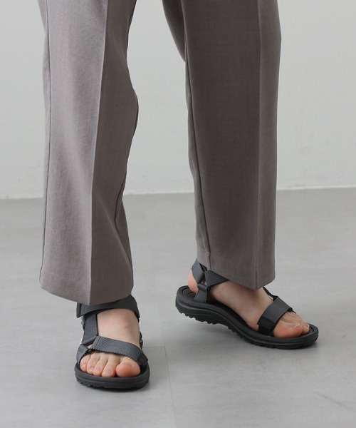 COLONY 2139（コロニートゥーワンスリーナイン）の「MENS/ベルトスポーツサンダル（サンダル・メンズ・ブラック/グレー/カーキ・MEDIUM/LARGE）」の7枚目の写真