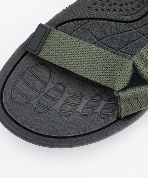 COLONY 2139（コロニートゥーワンスリーナイン）の「MENS/ベルトスポーツサンダル（サンダル・メンズ・ブラック/グレー/カーキ・MEDIUM/LARGE）」の20枚目の写真