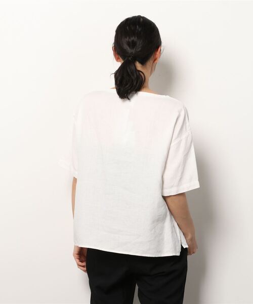 ORCIVAL（オーシバル）の「[ORCIVAL/オーシバル] 40S リネンクロス プルオーバーシャツ（シャツ/ブラウス・レディース・オフホワイト/チャコール/ライトベージュ/ネイビー・1）」の6枚目の写真