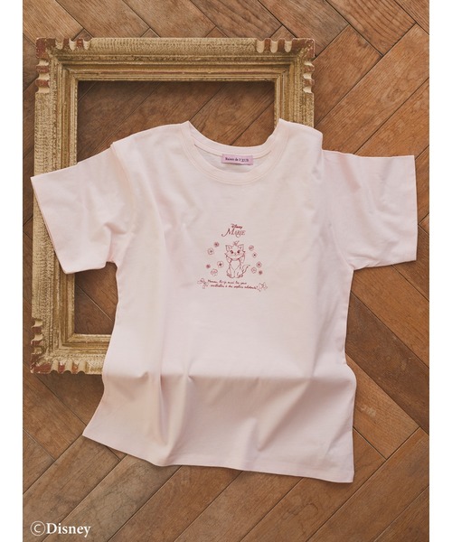 Maison de FLEUR(メゾンドフルール)の「Disney Marie/Tシャツ(Tシャツ/カットソー・レディース・ピンク/ホワイト・FREE)」の4枚目の写真