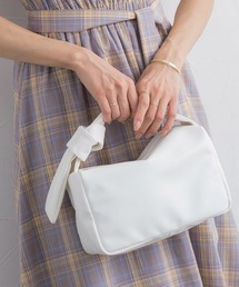 Pierrot（ピエロ）の「ノットハンドバッグ（ハンドバッグ）」