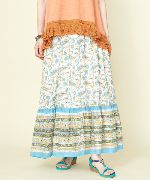 チャイハネ（チャイハネ）の「【チャイハネ】ディディサブロックプリントティアードスカート（スカート・レディース・ホワイト/レッド/ブルー・FREE）」の2枚目の写真