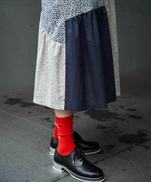 FRAPBOIS（フラボア）の「フラード ワンピース（ワンピース・レディース・ネイビー/イエロー・1/0）」の21枚目の写真