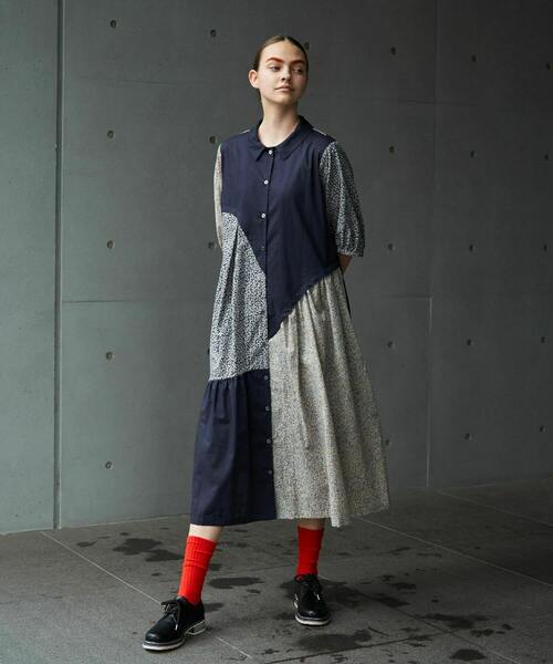 FRAPBOIS（フラボア）の「フラード ワンピース（ワンピース・レディース・ネイビー/イエロー・1/0）」の11枚目の写真