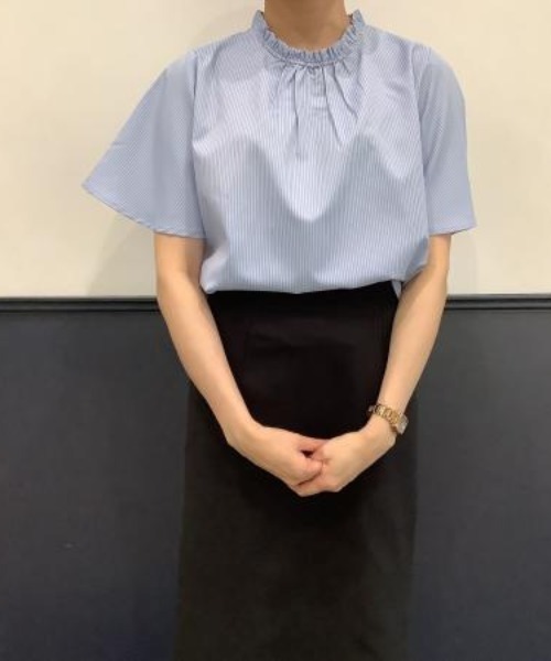 TOKYO SHIRTS（トウキョウシャツ）の「スタンドカラー フリル付き五分袖カジュアルシャツ（シャツ/ブラウス・レディース・ホワイト/サックスブルー・M/L）」の4枚目の写真