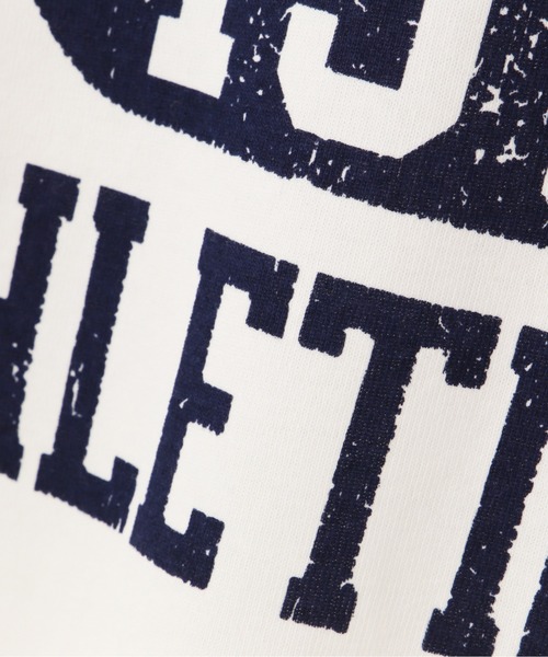 AVIREX（アヴィレックス）の「【直営店限定】カレッジ ロゴ Tシャツ / COLLEGE LOGO T-SHIRT / アヴィレックス / AVIREX（Tシャツ/カットソー・メンズ・ブラック/ホワイト/ネイビー・M/XL/L/2XL）」の5枚目の写真