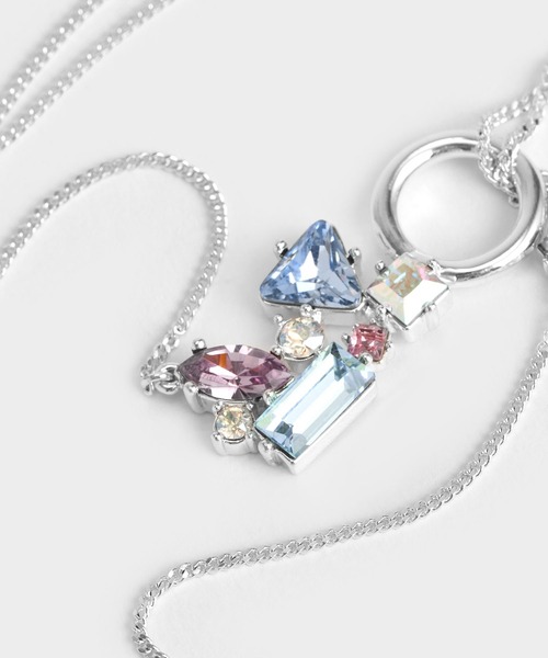 CHARLES & KEITH(チャールズ & キース)の「クリスタルエンベリッシュド ダブルチェーンネックレス(ネックレス・レディース・シルバー/ゴールド/ゴールド系その他・FREE)」の6枚目の写真