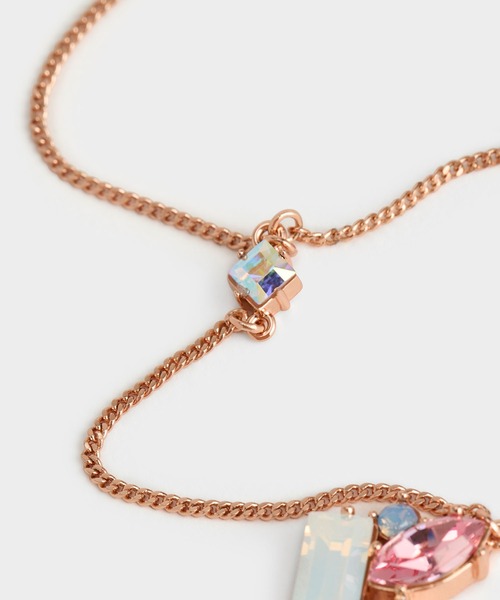 CHARLES & KEITH（チャールズ & キース）の「クリスタルエンベリッシュ