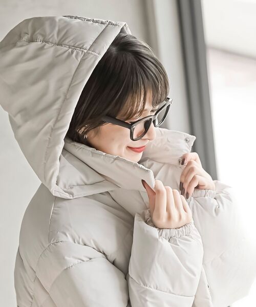 rps（アールピーエス）の「ファイバーダウンショートジャケット（ダウンジャケット/コート・レディース・ブラック/アイボリー/モカ/ベージュ系その他/ベージュ・M/フリー）」の15枚目の写真