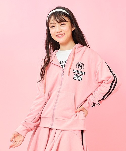 by LOVEiT（バイラビット）の「袖ラインパーカー（パーカー