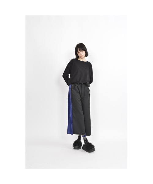 gomme（ゴム）の「ウォームＰツイル　Ｓプリーツパンツ（その他パンツ・レディース・ブラック/カーキ/ブルー・MEDIUM）」の4枚目の写真