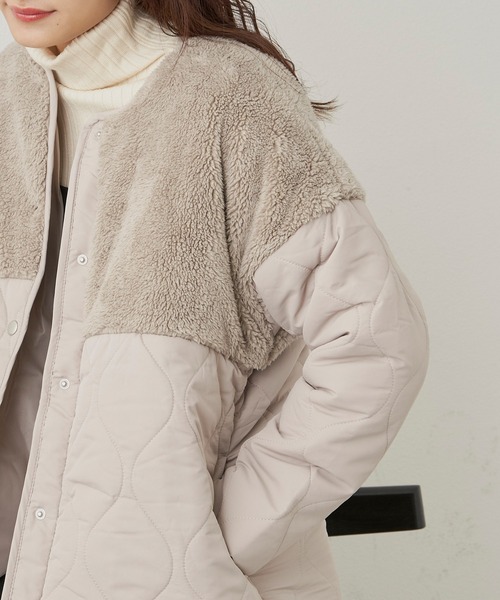 CLEARIMPRESSION （クリアインプレッション）の「ボア切替ノーカラーキルティングジャケット（ブルゾン・レディース・グレイッシュベージュ/ブラック・FREE）」の20枚目の写真