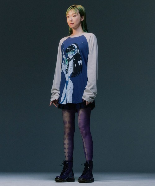 NICE GHOST CLUB（ナイスゴーストクラブ）の「A'GEM/9 × .kom『NICE GHOST CLUB/ナイスゴーストクラブ』FUTURE GIRL L/S TEE/フューチャーガールデザイン 長袖Tシャツ（Tシャツ/カットソー・レディース・パープル/ホワイト・L/M）」の7枚目の写真