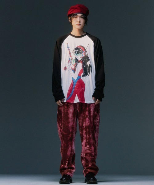 NICE GHOST CLUB（ナイスゴーストクラブ）の「A'GEM/9 × .kom『NICE GHOST CLUB/ナイスゴーストクラブ』FUTURE GIRL L/S TEE/フューチャーガールデザイン 長袖Tシャツ（Tシャツ/カットソー・レディース・パープル/ホワイト・L/M）」の3枚目の写真