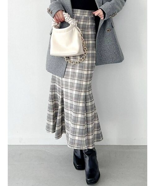 RESEXXY（リゼクシー）の「ピンタックマーメイドスカート（スカート・レディース・ブラック/ピンク/マスタード/その他1/ベージュ・FREE）」の5枚目の写真