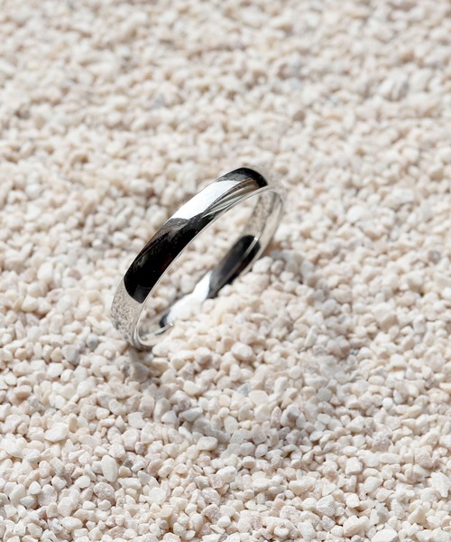 calmila(カルミラ)の「金属アレルギー対応 1mm 3mm 6mmシンプルステンレスリング(リング・レディース・ゴールド系その他3/ゴールド系その他4/シルバー系その他3/ゴールド系その他2/シルバー系その他4/シルバー系その他2・11号/9号/14号)」の3枚目の写真