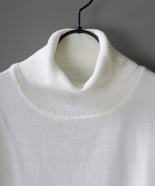 SITRY(シトリー)の「middle gauge turtleneck sweater/ミドルゲージ タートルネック セーター(ニット/セーター・メンズ・ホワイト/ブラウン/マスタード/ネイビー/チャコールグレー/ブルーグリーン/ブラック・M/L/XL)」の8枚目の写真