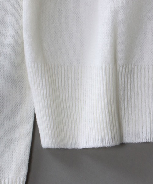 SITRY(シトリー)の「middle gauge turtleneck sweater/ミドルゲージ タートルネック セーター(ニット/セーター・メンズ・ホワイト/ブラウン/マスタード/ネイビー/チャコールグレー/ブルーグリーン/ブラック・M/L/XL)」の9枚目の写真