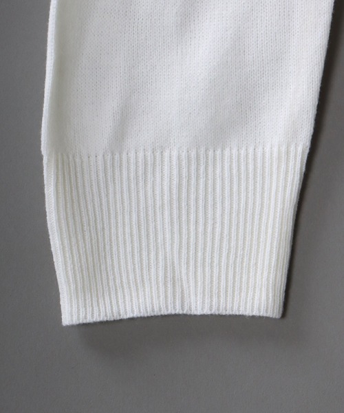 SITRY(シトリー)の「middle gauge turtleneck sweater/ミドルゲージ タートルネック セーター(ニット/セーター・メンズ・ホワイト/ブラウン/マスタード/ネイビー/チャコールグレー/ブルーグリーン/ブラック・M/L/XL)」の10枚目の写真