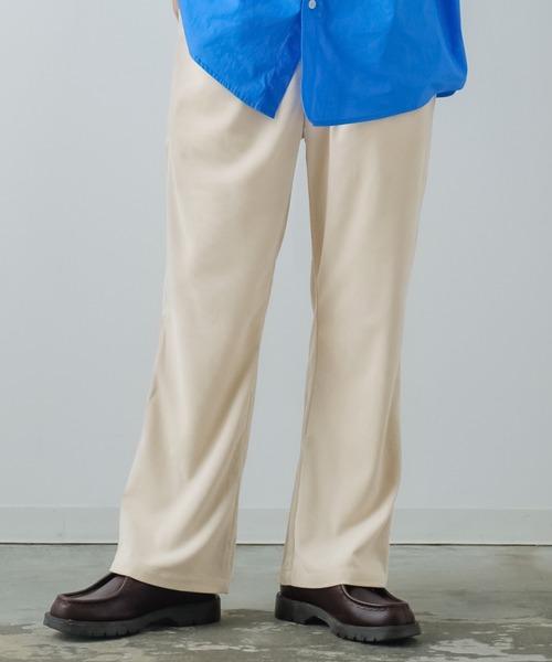 improves（インプローブス）の「【improves】コーデュロイ フレアカット カラーパンツ（スラックス・メンズ・グレイッシュブルー/レンガ/グリーン/イエロー/ブルー/オフホワイト/ブラック・SMALL/MEDIUM/LARGE）」の8枚目の写真