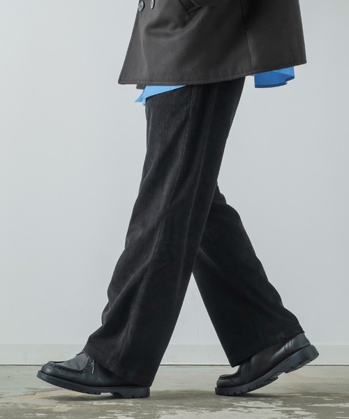 improves（インプローブス）の「【improves】コーデュロイ フレアカット カラーパンツ（スラックス・メンズ・グレイッシュブルー/レンガ/グリーン/イエロー/ブルー/オフホワイト/ブラック・SMALL/MEDIUM/LARGE）」の12枚目の写真