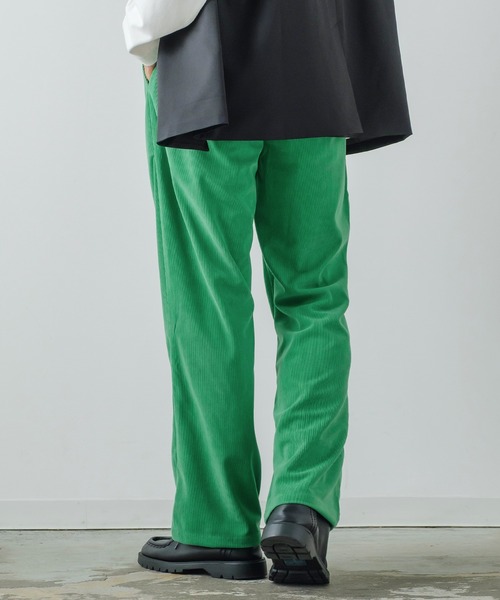 improves（インプローブス）の「【improves】コーデュロイ フレアカット カラーパンツ（スラックス・メンズ・グレイッシュブルー/レンガ/グリーン/イエロー/ブルー/オフホワイト/ブラック・SMALL/MEDIUM/LARGE）」の16枚目の写真