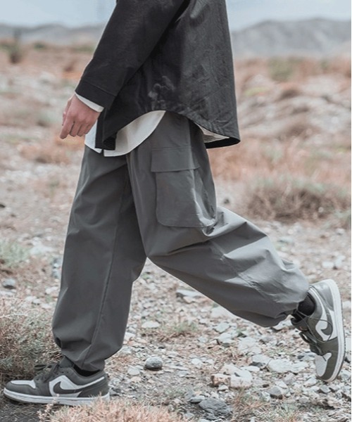 韓国 ファッション ストリート ブランド Status 片側ポケット カーゴパンツ カーゴパンツ Status ステイタス のファッション通販 Zozotown