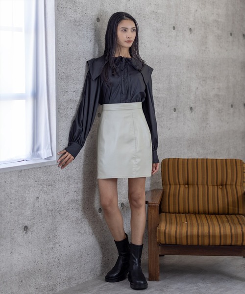 clear（クリア）の「ボリュームスリーブセーラーカラーシャツ（シャツ/ブラウス・レディース・オフホワイト/ブラック・F）」の12枚目の写真