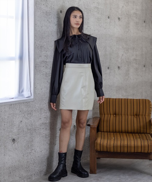 clear（クリア）の「ボリュームスリーブセーラーカラーシャツ（シャツ/ブラウス・レディース・オフホワイト/ブラック・F）」の15枚目の写真