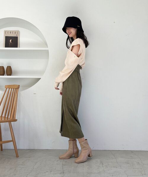 MAJESTIC LEGON（マジェスティックレゴン）の「2way肩あきニット（ニット/セーター・レディース・チャコールグレー/ベージュ/ブルー/アイボリー・MEDIUM）」の6枚目の写真