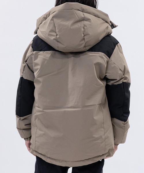 JOHN'S CLOSET（ジョンズクローゼット）の「【13】中綿切替フードジャケット（ダウンジャケット/コート・メンズ・レッド/ホワイト/ブルー系その他/ブラック/チャコールグレー/ベージュ・MEDIUM/LARGE/X-LARGE）」の7枚目の写真