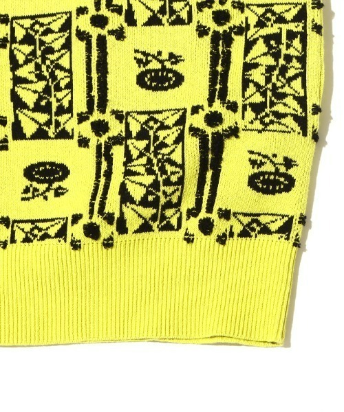 ANNA SUI（アナスイ）の「ANNA SUI NYC 総柄ブークレ ニットカーデ / アナスイ エヌワイシー ソウガラブークレ ニットカーデ 【SP】（カーディガン/ボレロ・レディース・イエロー/パープル/ブラック・M/L）」の12枚目の写真