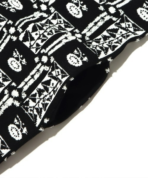 ANNA SUI（アナスイ）の「ANNA SUI NYC 総柄ブークレ ニットカーデ / アナスイ エヌワイシー ソウガラブークレ ニットカーデ 【SP】（カーディガン/ボレロ・レディース・イエロー/パープル/ブラック・M/L）」の16枚目の写真