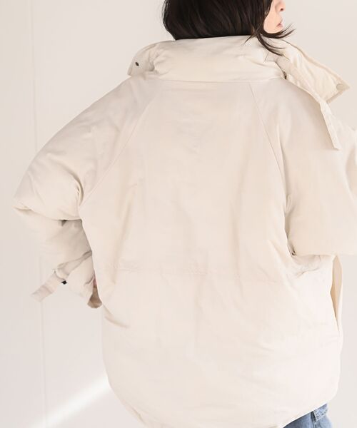 rps（アールピーエス）の「スタンドベルト中綿ジャケット（ダウンジャケット/コート・レディース・ブラック/アイボリー/ライトカーキ・M）」の4枚目の写真