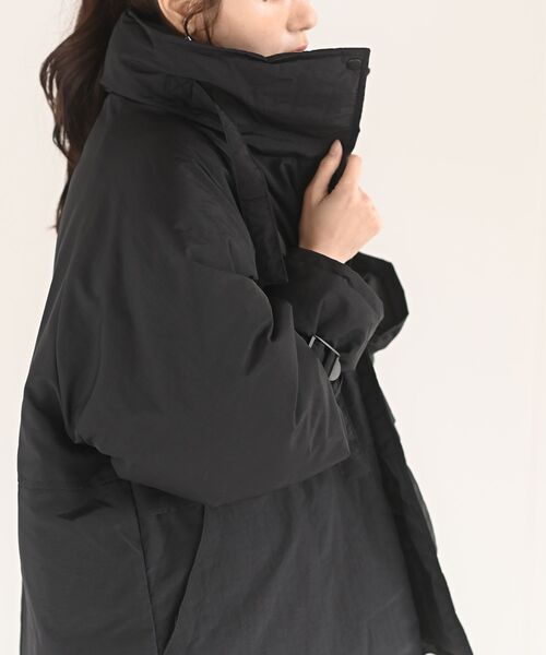 rps（アールピーエス）の「スタンドベルト中綿ジャケット（ダウンジャケット/コート・レディース・ブラック/アイボリー/ライトカーキ・M）」の17枚目の写真