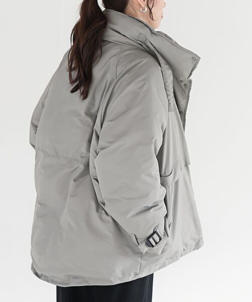 rps（アールピーエス）の「スタンドベルト中綿ジャケット（ダウンジャケット/コート・レディース・ブラック/アイボリー/ライトカーキ・M）」の9枚目の写真