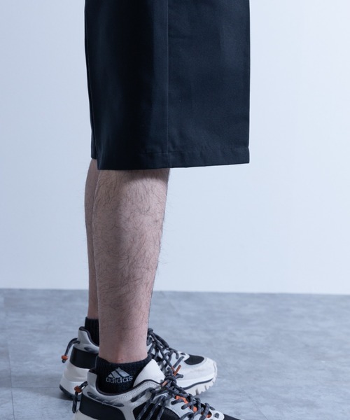 NYLAUS（ナイラス）の「ヘビーツイル イージー バギーハーフパンツ スケーターパンツ（チノパンツ・メンズ・ブラック/ベージュ/オレンジ/グリーン・M/L/LL）」の10枚目の写真