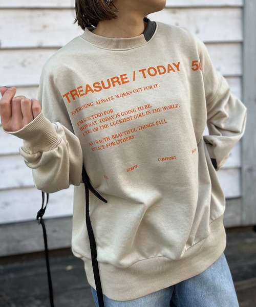 mi via loca（ミヴィアロカ）の「リブ部分配色ロゴスウェット（スウェット・レディース・オフホワイト/ピンク/ライトベージュ・FREE）」の11枚目の写真