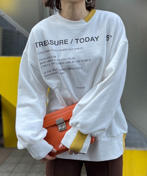 mi via loca（ミヴィアロカ）の「リブ部分配色ロゴスウェット（スウェット・レディース・オフホワイト/ピンク/ライトベージュ・FREE）」の4枚目の写真