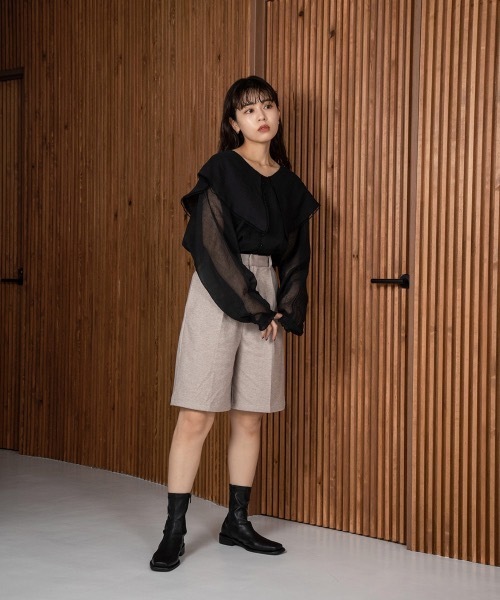 Amiur(エミレ)の「compact tuck half pants(その他パンツ・レディース・ブラウン/ベージュ/アイボリー/ブラック・FREE)」の9枚目の写真